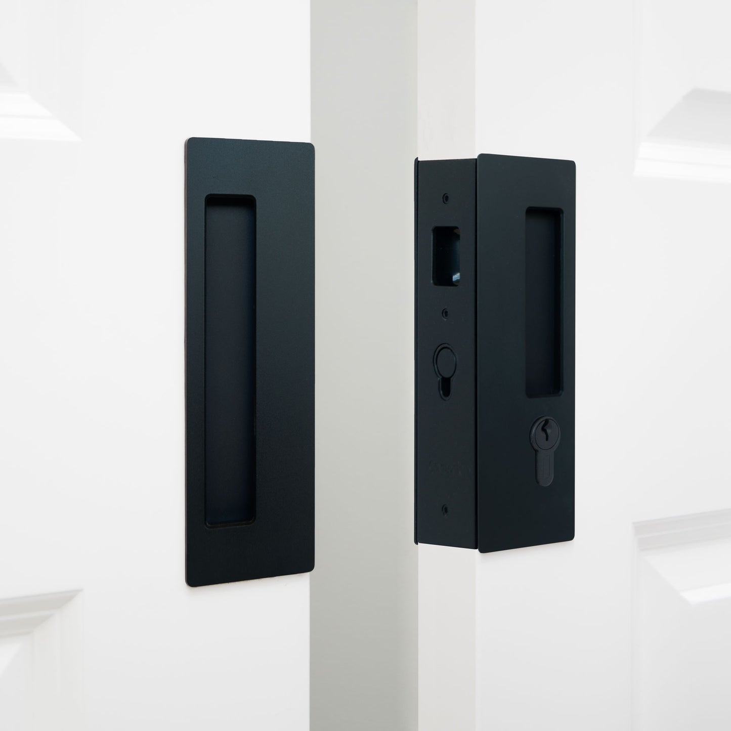 CaviLock CL400D Keyed Magnetic Bi-parting Pocket Door Set