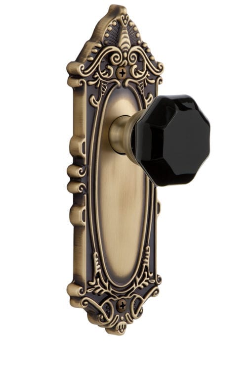 Grandeur Grande Victorian Plate with Lyon Knob