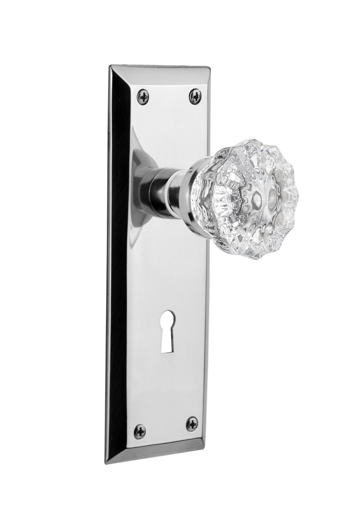 Nostalgic Warehouse New York Plate with Crystal Knob