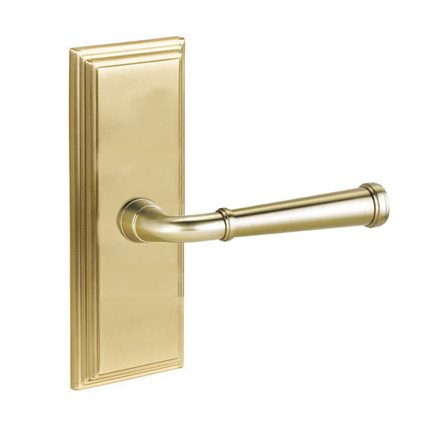 Emtek Merrimack Lever with 7 Inch Wilshire Sideplate