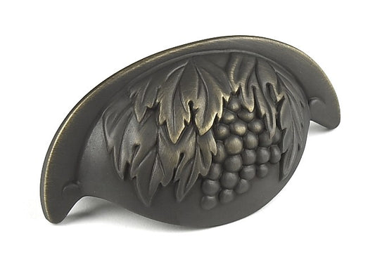 Vineyard Grape Cup Pull in Antique Light Brass