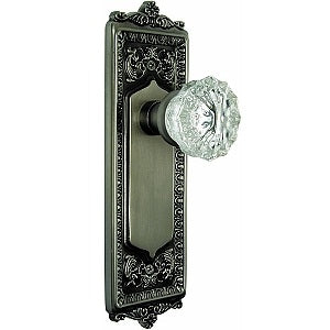 Nostalgic Warehouse Egg and Dart Plate with Crystal Knob - Antique Pewter