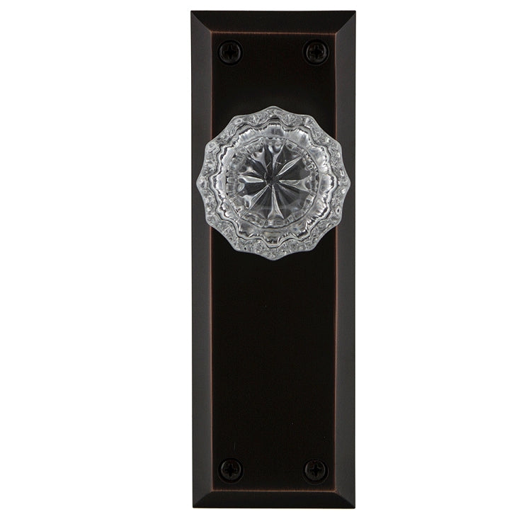 Nostalgic Warehouse New York Plate with Crystal Knob