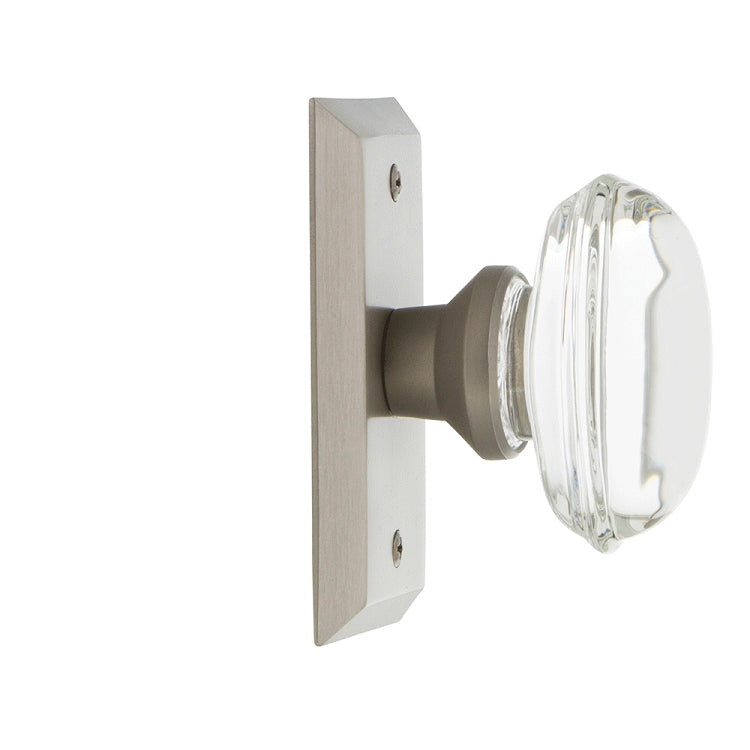 Nostalgic Warehouse Studio Plate with Oval Clear Crystal Knob