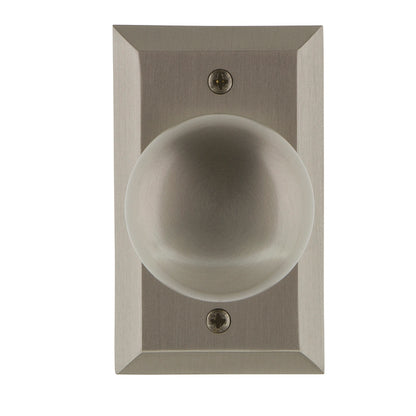 Nostalgic Warehouse Studio Plate with New York Knob