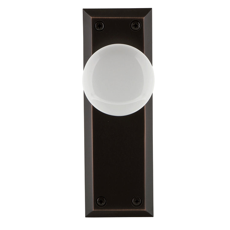 Nostalgic Warehouse New York Plate with White Porcelain Knob