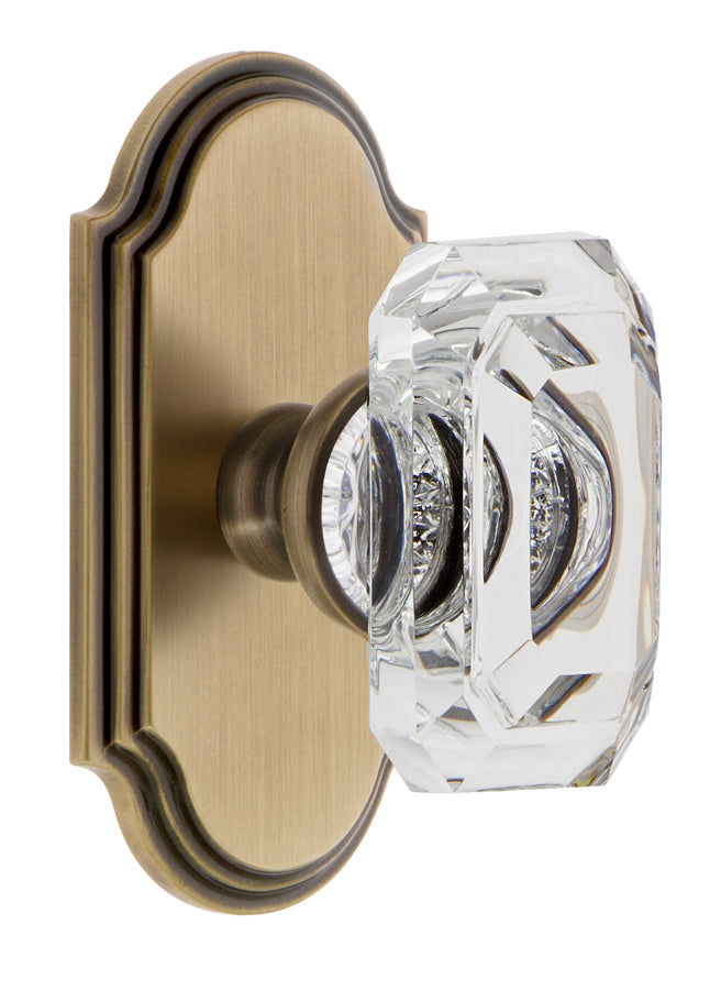 Grandeur Arc Plate with Baguette Clear Knob