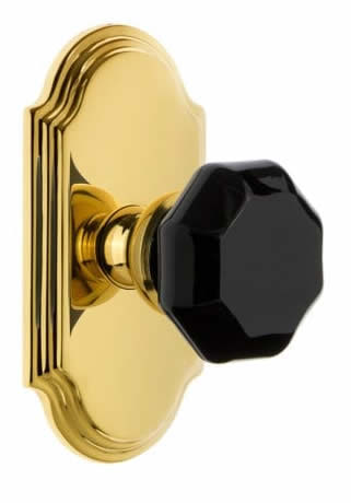 Grandeur Arc Short Plate with Lyon Knob