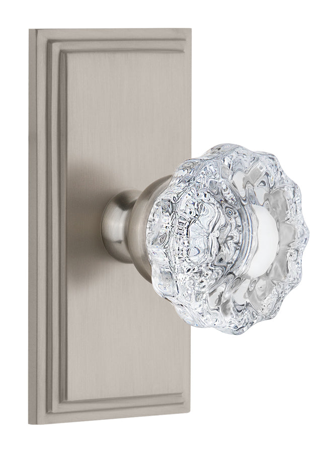 Grandeur Carre Plate with Versailles Knob