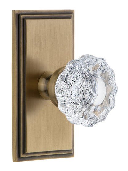 Grandeur Carre Plate with Versailles Knob