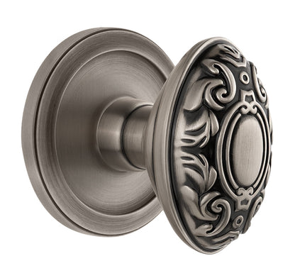 Grandeur Circulaire Rosette with Grande Victorian Knob