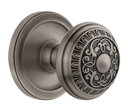 Grandeur Circulaire Rosette with Windsor Knob