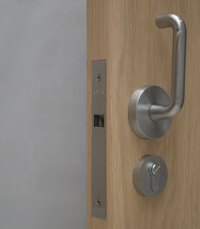 Cavilock CL100 Lever Lock Emergency Egress