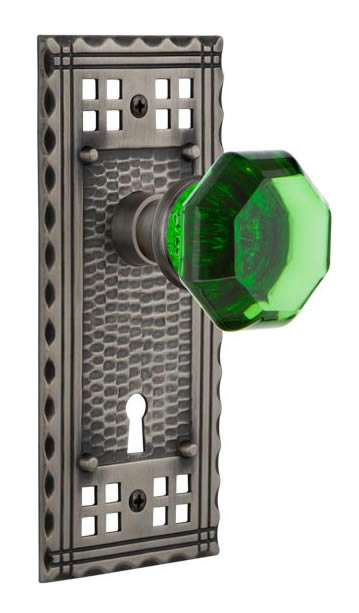 Nostalgic Warehouse Craftsman Plate with Emerald Waldorf Knob