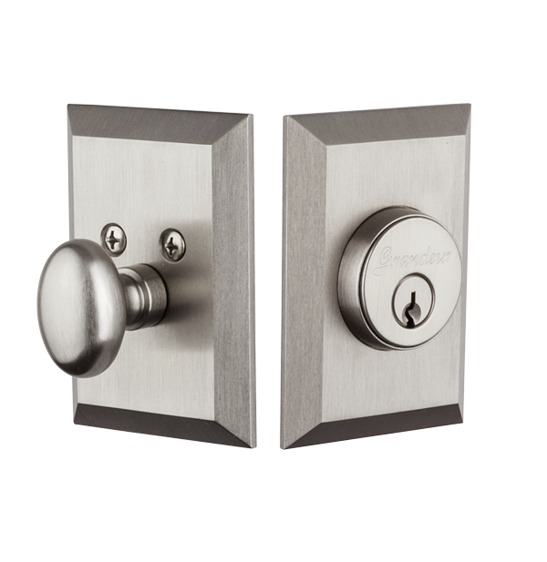 Granduer Fifth Avenue Deadbolt in Satin Nickel