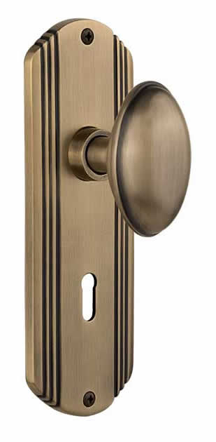 Nostalgic Warehouse Deco Plate with Homestead Knob - Antique Brass