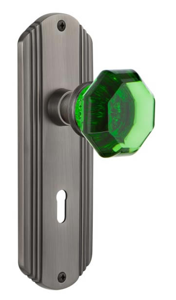 Nostalgic Warehouse Deco Plate with Emerald Waldorf Knob