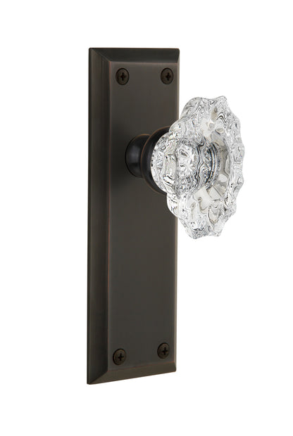 Grandeur Fifth Avenue Plate with Biarritz Knob Timeless Bronze