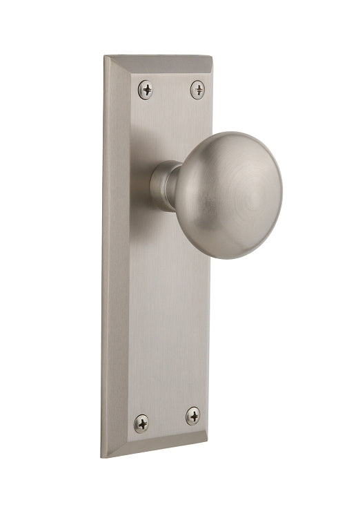 Grandeur Fifth Avenue Plate with Fifth Avenue Knob