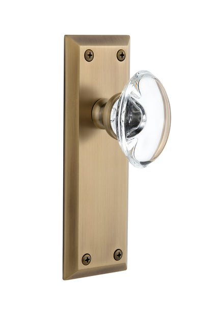 Grandeur Fifth Avenue Plate with Provence Knob