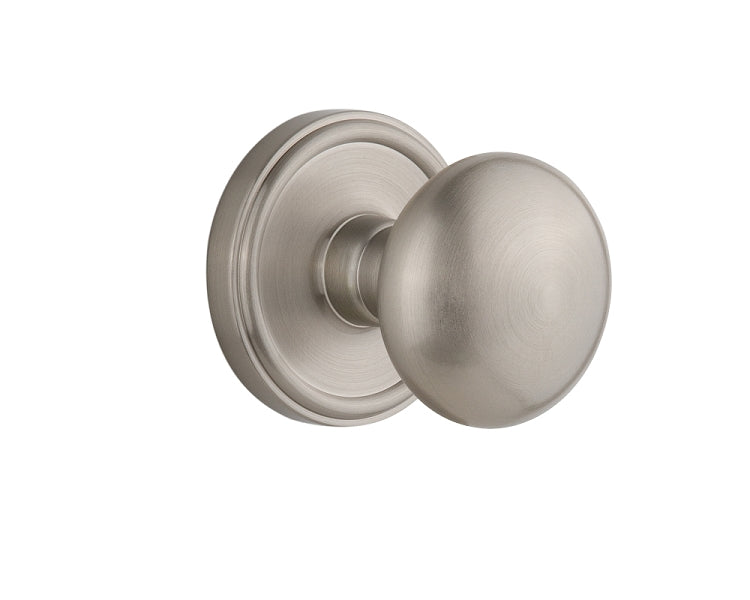 Grandeur Georgetown Rosette with Fifth Avenue Knob Satin Nickel