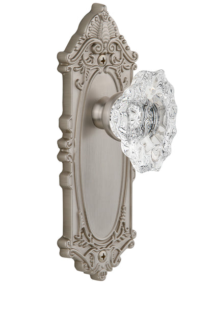 Grandeur Grande Victorian Plate with Biarritz Knob