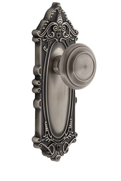Grandeur Grande Victorian Plate with Circulaire Knob