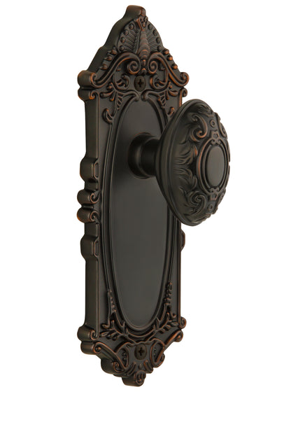 Grandeur Grande Victorian Plate with Grande Victorian Knob
