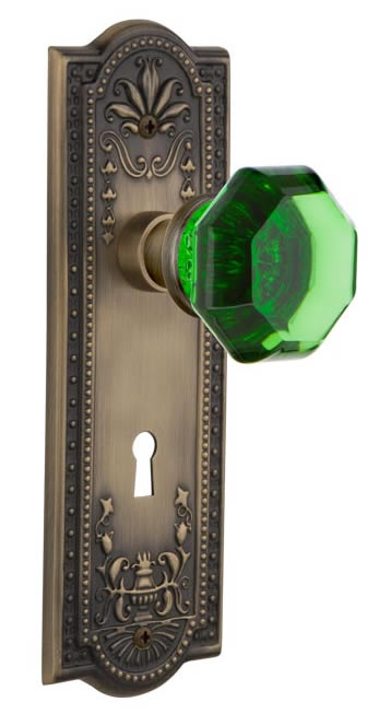Nostalgic Warehouse Meadows Plate with Emerald Waldorf Knob