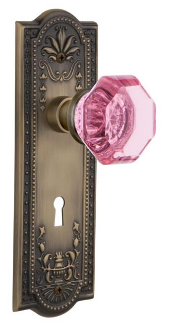 Nostalgic Warehouse Meadows Plate with Pink Waldorf Knob