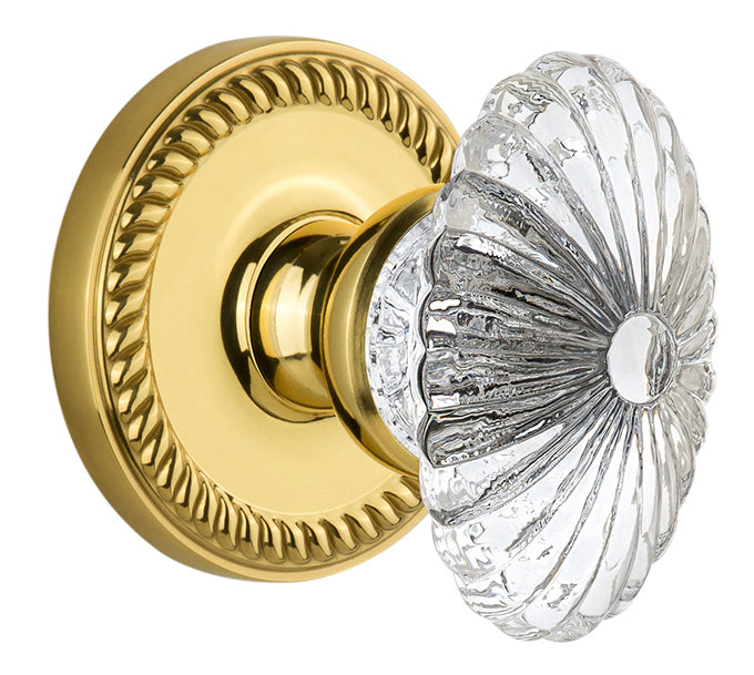 Grandeur Newport Rosette with Burgundy Knob