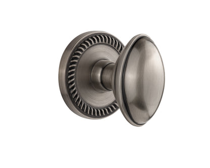 Grandeur Newport Rosette with Eden Prairie Knob Antique Pewter