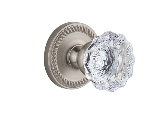 Grandeur Newport Rosette with Fontainebleau Knob