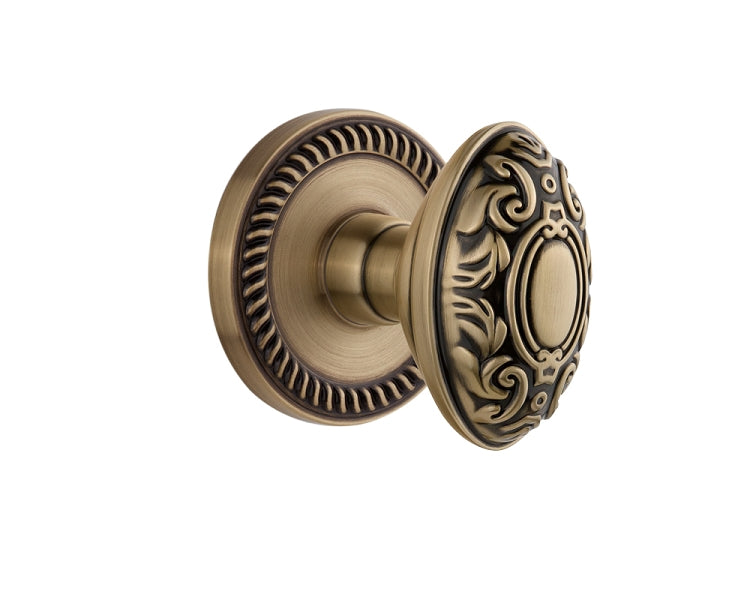 Grandeur Newport Rosette with Grande Victorian Knob Vintage Brass