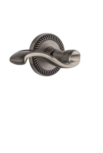 Grandeur Newport Rosette with Portofino Lever in Antique Pewter