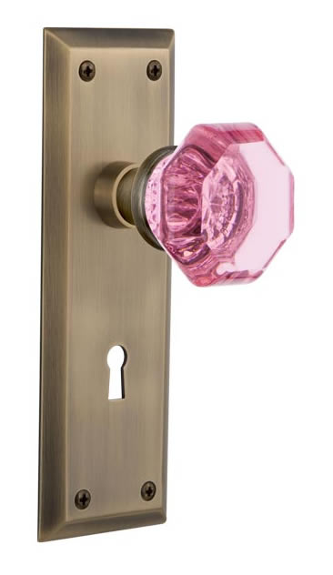 Nostalgic Warehouse New York Plate with Pink Waldorf Knob