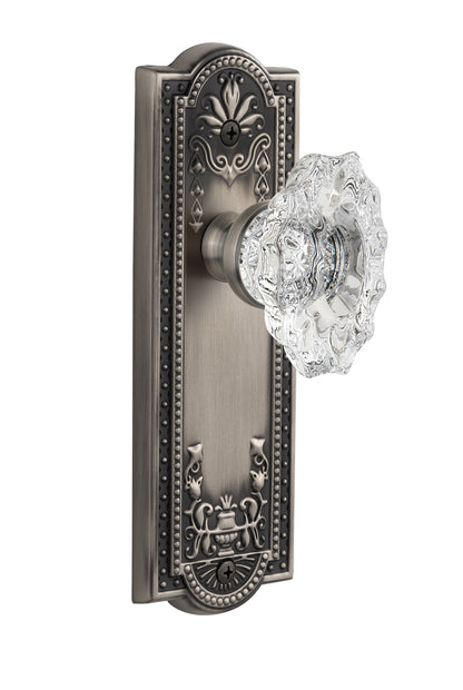 Grandeur Parthenon Plate with Biarritz Knob