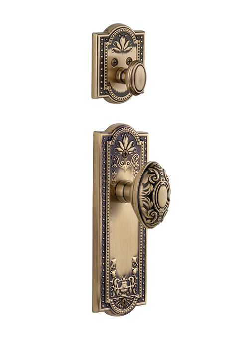 Grandeur Parthenon Handleset with Grande Victorian Knob - Interior Half Only Vintage Brass
