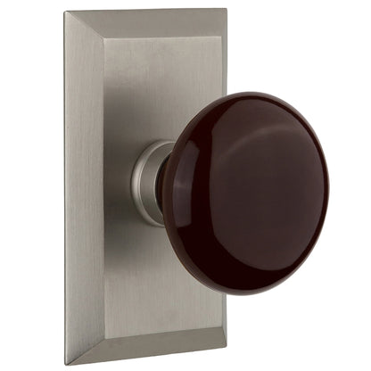 Nostalgic Warehouse Studio Plate with Brown Porcelain Knob - Satin nickel