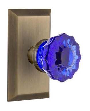 Nostalgic Warehouse Studio Plate with Cobalt Crystal Knob