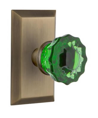 Nostalgic Warehouse Studio Plate with Emerald Crystal Knob