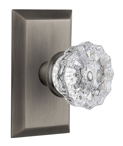 Nostalgic Warehouse Studio Plate with Crystal Knob