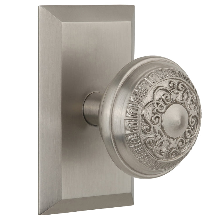 Nostalgic Warehouse Egg and Dart Knob with Studio Plate - Satin nickel finish