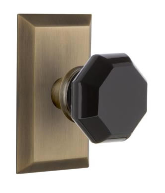 Nostalgic Warehouse Studio Plate with Black Waldorf Knob