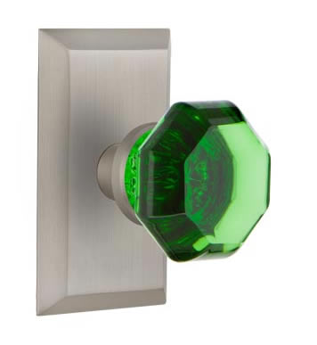 Nostalgic Warehouse Studio Plate with Emerald Waldorf Knob