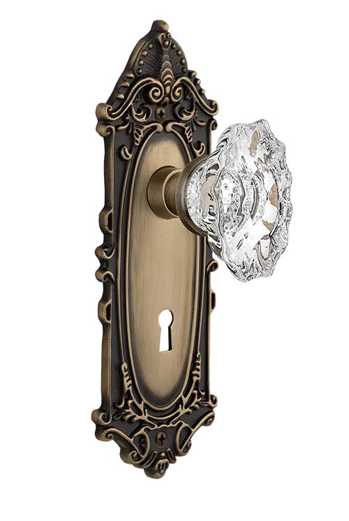 Nostalgic Warehouse Victorian Plate with Chateau Crystal Knob