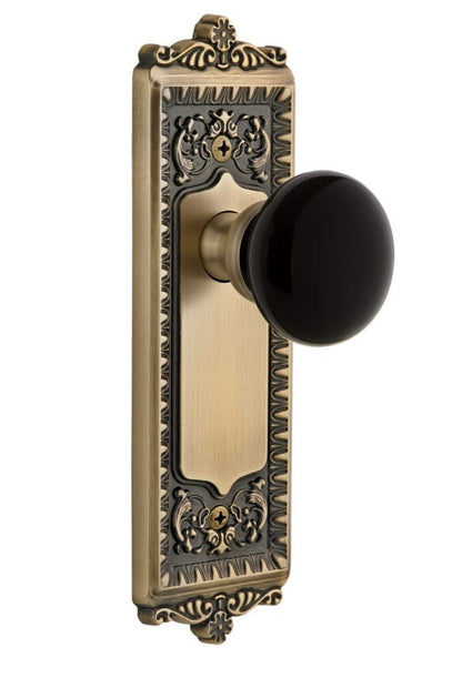 Grandeur Windsor Plate with Coventry Knob