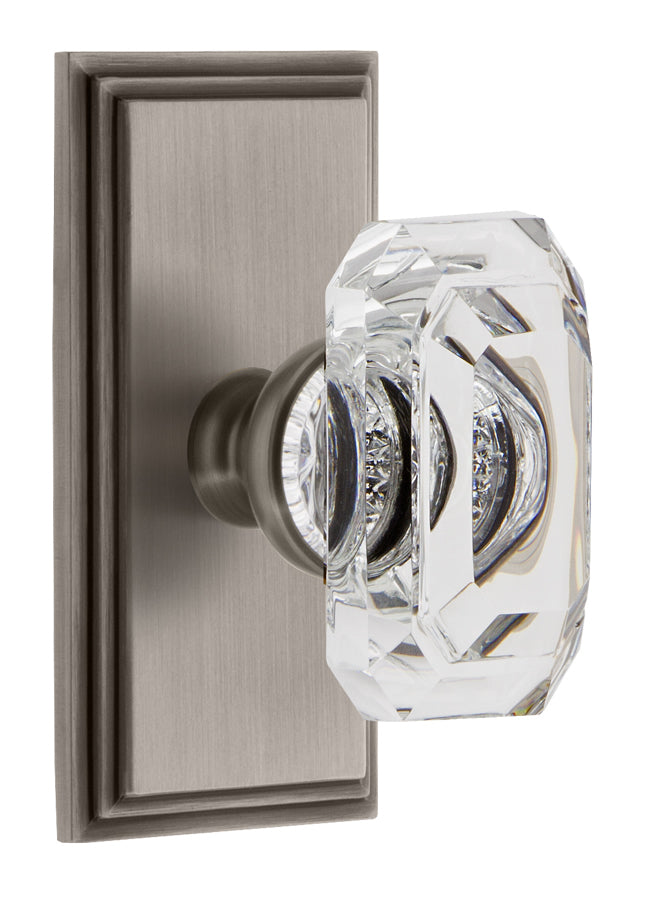Grandeur Carre Plate with Baguette Clear Knob
