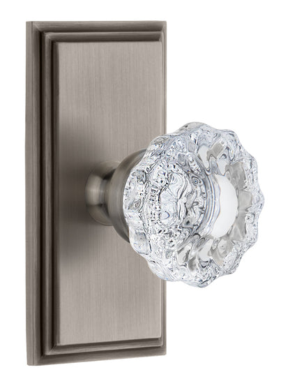 Grandeur Carre Plate with Versailles Knob