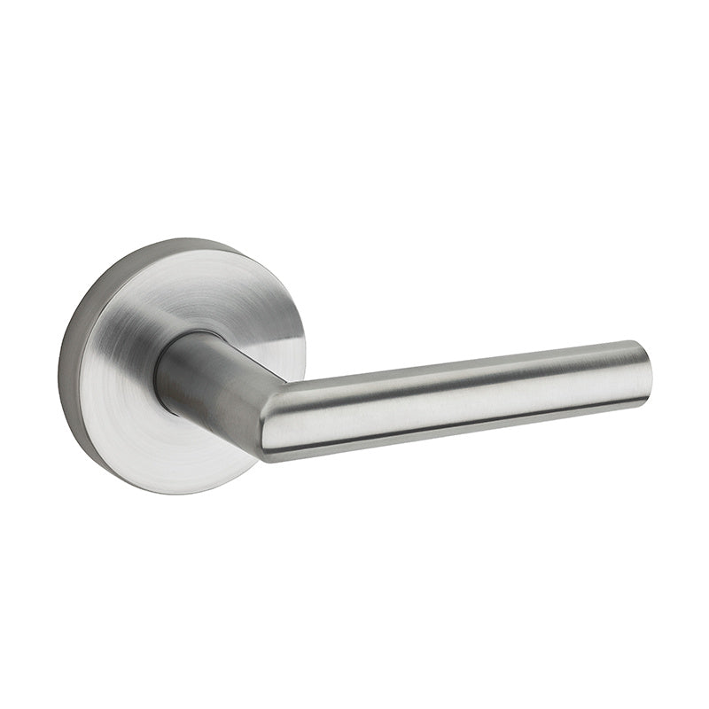 Kwikset Signature Series Milan Modern Lever with Round Rosette
